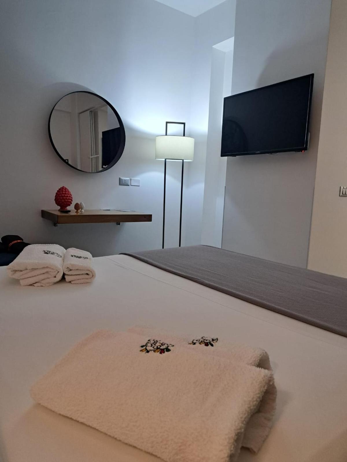 Sikelia Superior Rooms 米拉佐 外观 照片