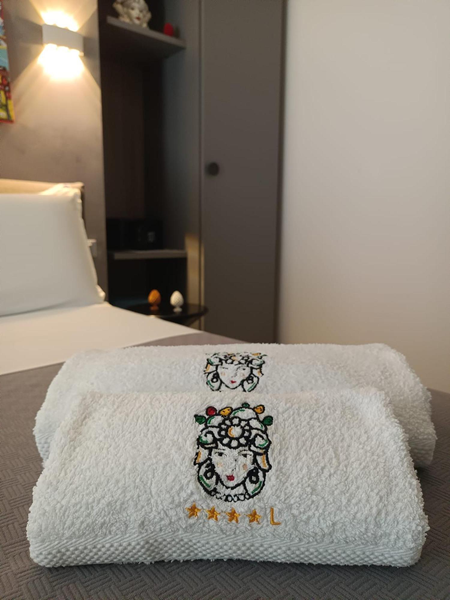 Sikelia Superior Rooms 米拉佐 外观 照片